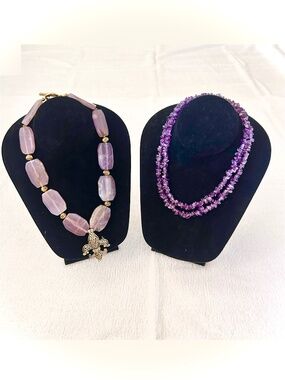 Lot of 2 Necklaces purple amethyst color stone gold Fleur de Lis